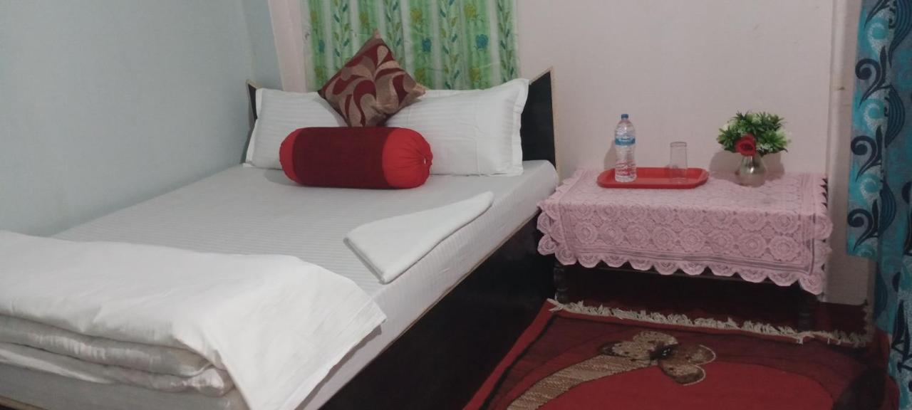 בנדיפור Unique Hotel And Lodge - Pleasure Of Homely Stay - מראה חיצוני תמונה