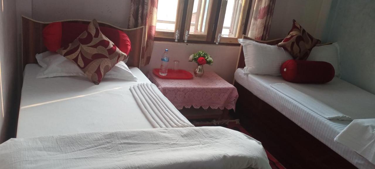בנדיפור Unique Hotel And Lodge - Pleasure Of Homely Stay - מראה חיצוני תמונה
